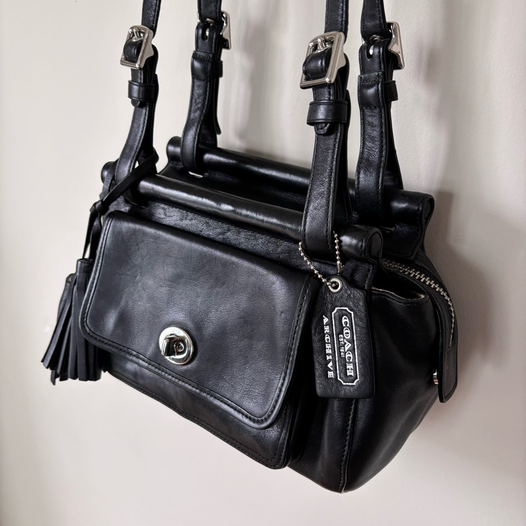 バッグ archive COACH Leather Hand Bcg Coach Trail Bag, B4/Black: Handbags: Amazon.com